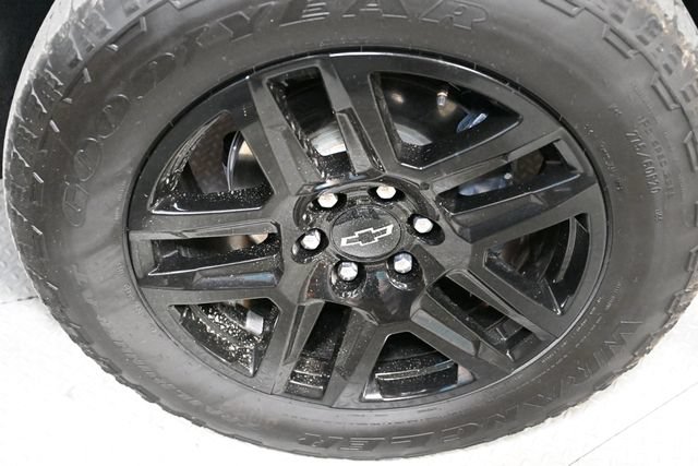 Used 2025 Chevrolet Silverado 1500 Custom w/ Turbomax Blackout Package AWD/4WD image 25