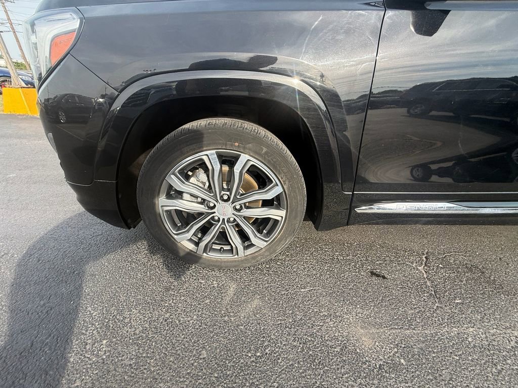 Used 2019 GMC Terrain Denali w/ Driver Alert Package II FWD image 10
