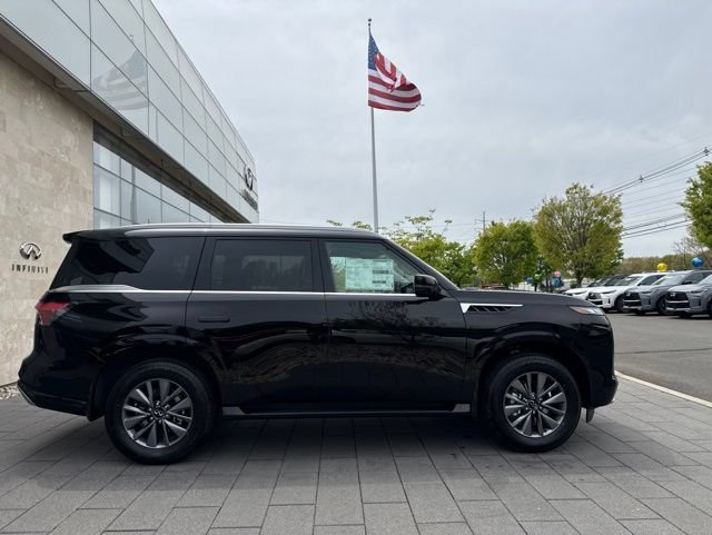 New 2026 INFINITI QX80 Pure w/ Cargo Package AWD/4WD image 4