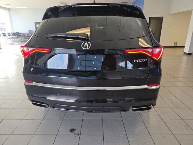 Certified 2023 Acura MDX FWD w/ Technology Package image 7