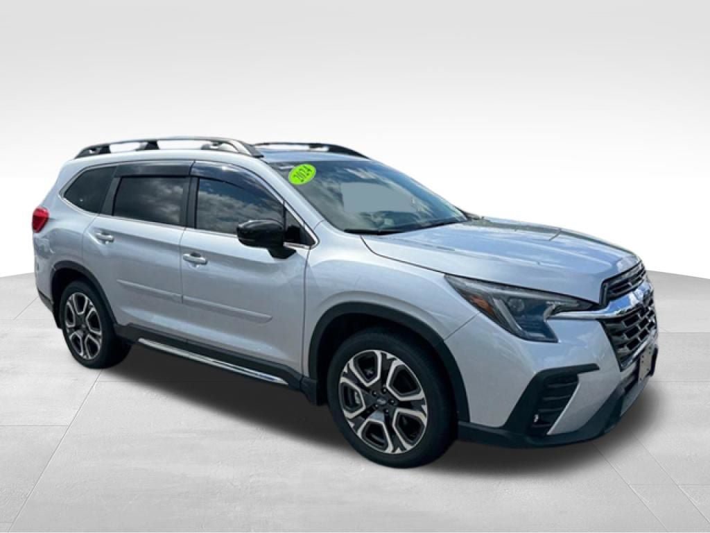 Used 2024 Subaru Ascent Limited w/ Technology Package AWD/4WD image 10