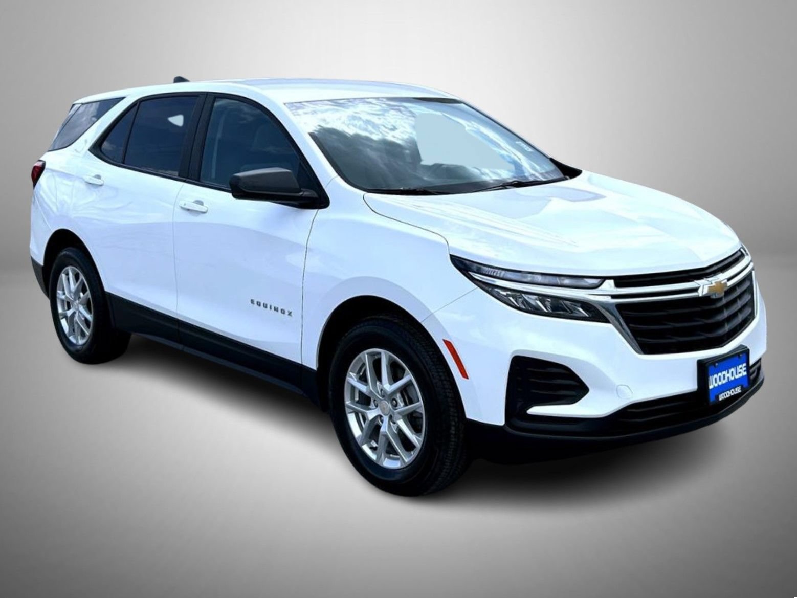 Certified 2024 Chevrolet Equinox LS w/ LS Convenience Package AWD/4WD image 3