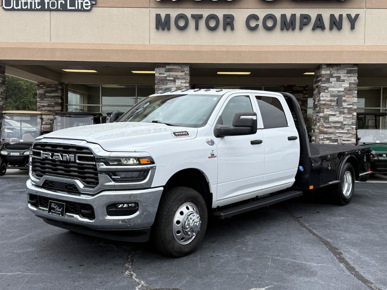 Used 2025 RAM 3500 Tradesman w/ Chrome Appearance Group AWD/4WD image 1