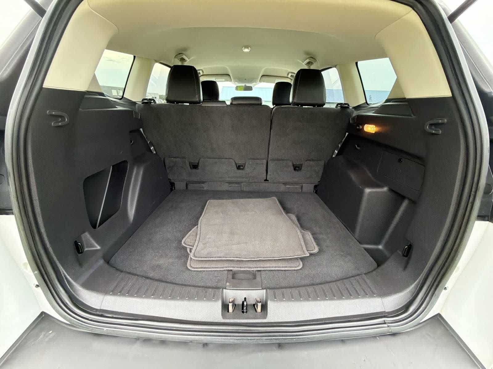 Used 2019 Ford Escape SE FWD image 27