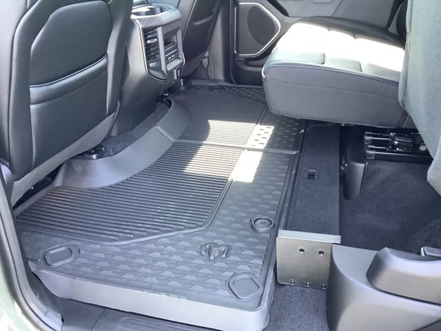 New 2026 RAM 1500 Laramie AWD/4WD image 29