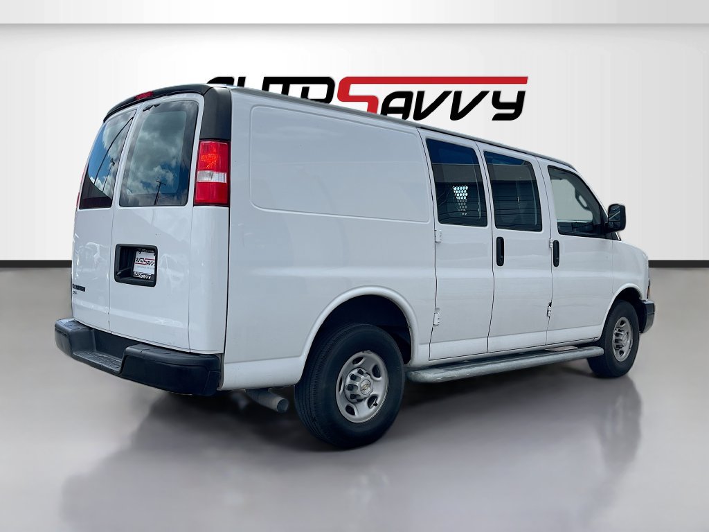 Used 2023 Chevrolet Express 2500 w/ Driver Convenience Package RWD image 7