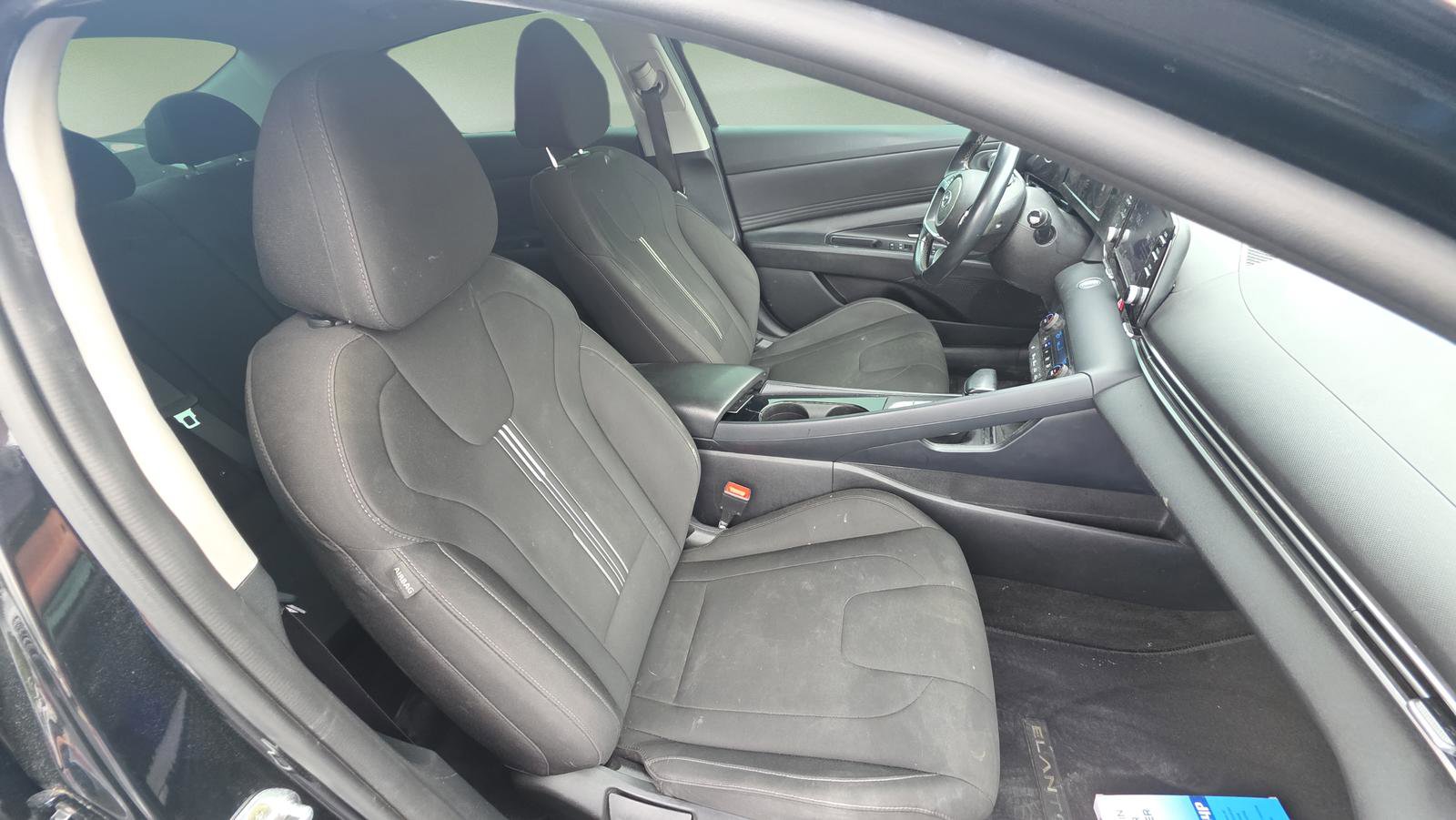Used 2021 Hyundai Elantra SEL w/ Convenience + Premium Package FWD image 16