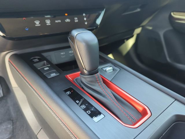 Certified 2025 Nissan Kicks SR FWD image 34