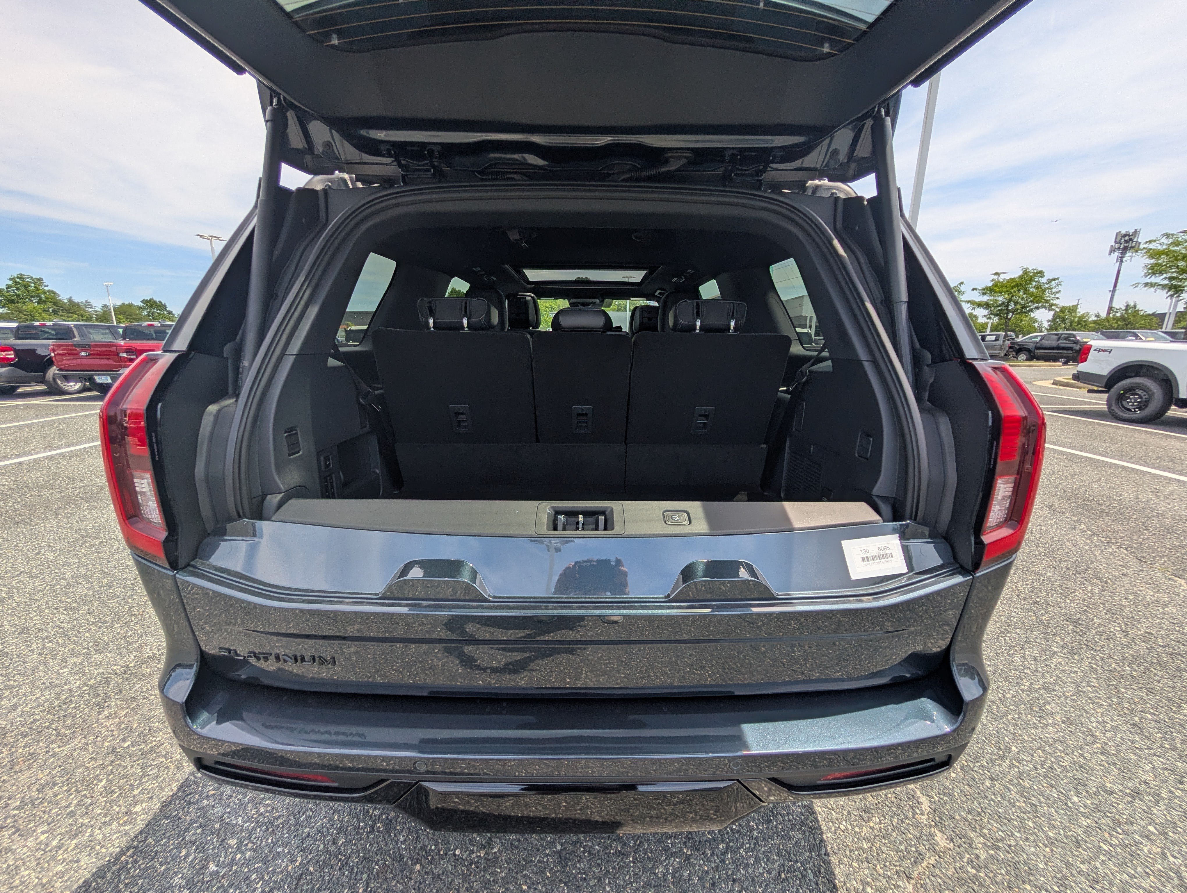 New 2026 Ford Expedition Platinum w/ Stealth Appearance Package AWD/4WD image 9
