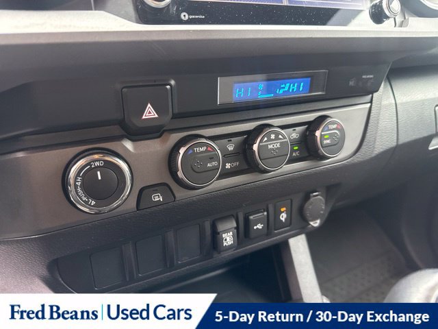 Used 2022 Toyota Tacoma TRD Off-Road AWD/4WD image 26