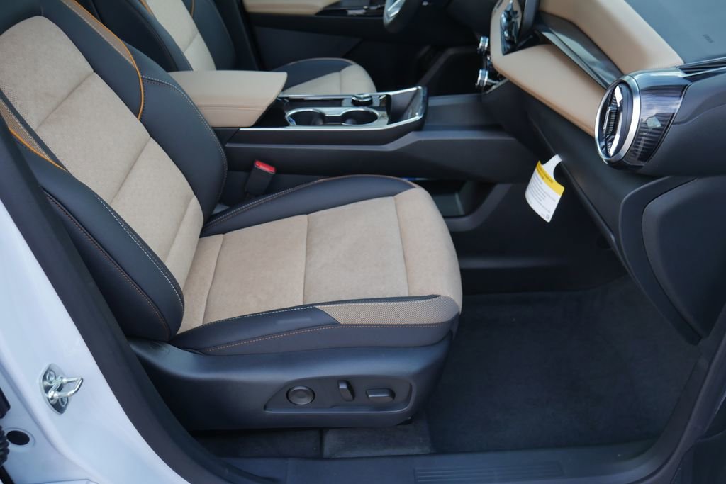 New 2026 Chevrolet Equinox ACTIV image 22