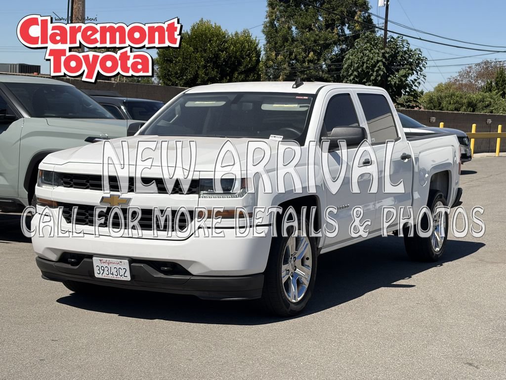 Used 2018 Chevrolet Silverado 1500 Custom w/ Custom Convenience Package RWD image 1