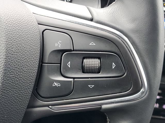 Used 2023 Buick Envision Essence image 24