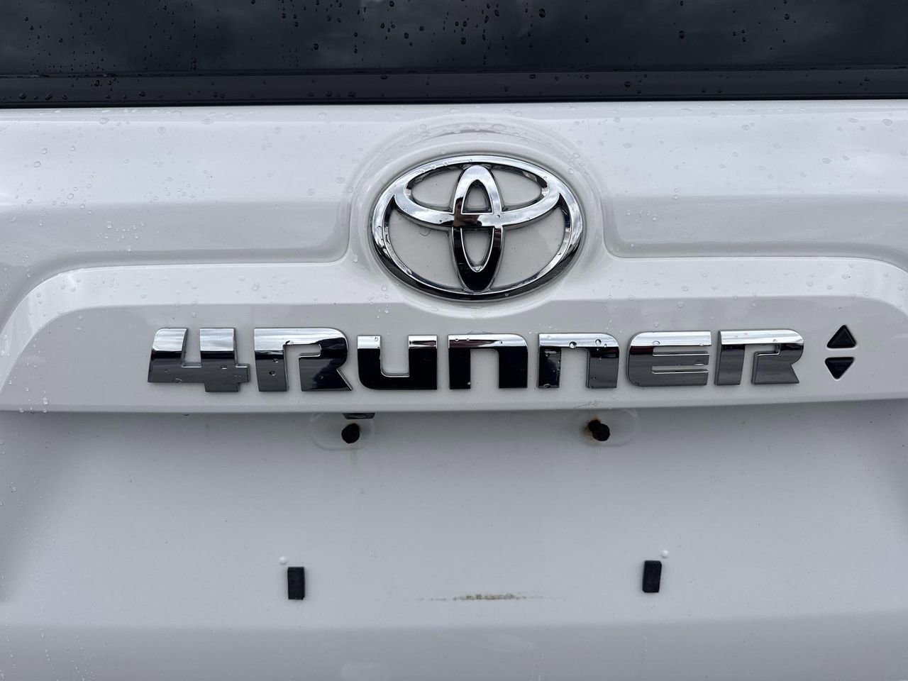 Used 2021 Toyota 4Runner SR5 AWD/4WD image 31