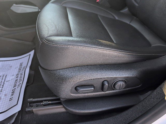 Certified 2021 GMC Acadia SLT w/ Elevation Edition image 9