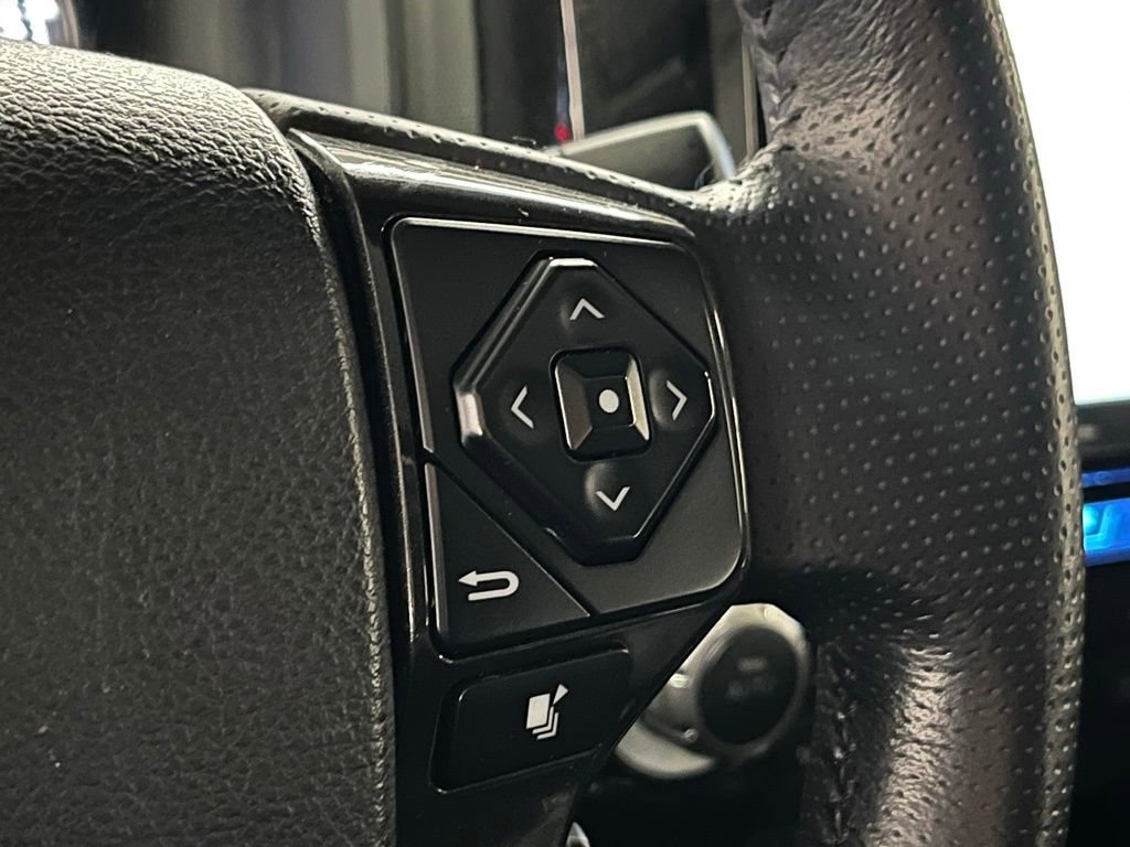 Used 2020 Toyota 4Runner SR5 image 24