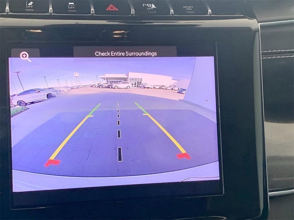 Used 2023 Jeep Grand Cherokee Laredo image 37