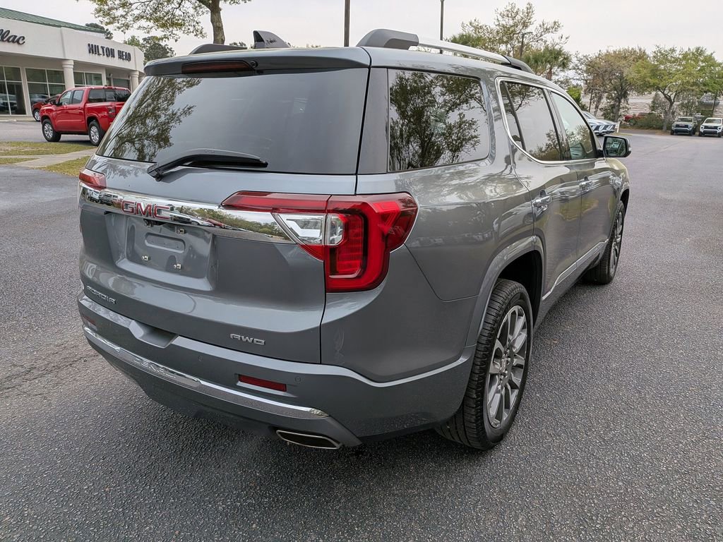 Used 2022 GMC Acadia Denali w/ Denali Technology Package image 3