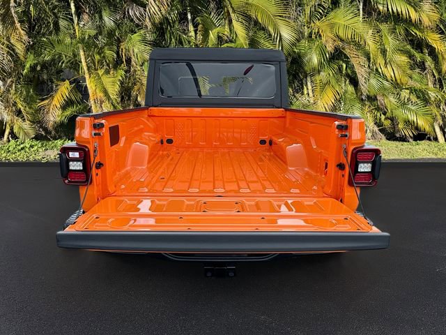Used 2025 Jeep Gladiator Rubicon image 5