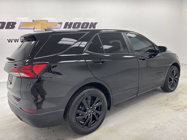 Used 2024 Chevrolet Equinox LS w/ LS Convenience Package FWD image 5