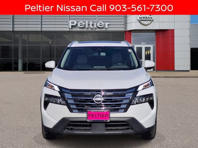 Certified 2024 Nissan Rogue SV w/ SV Premium Package FWD image 2