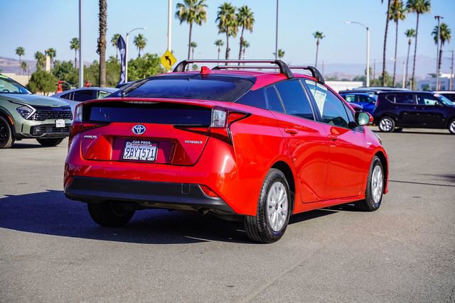 Used 2022 Toyota Prius LE image 7