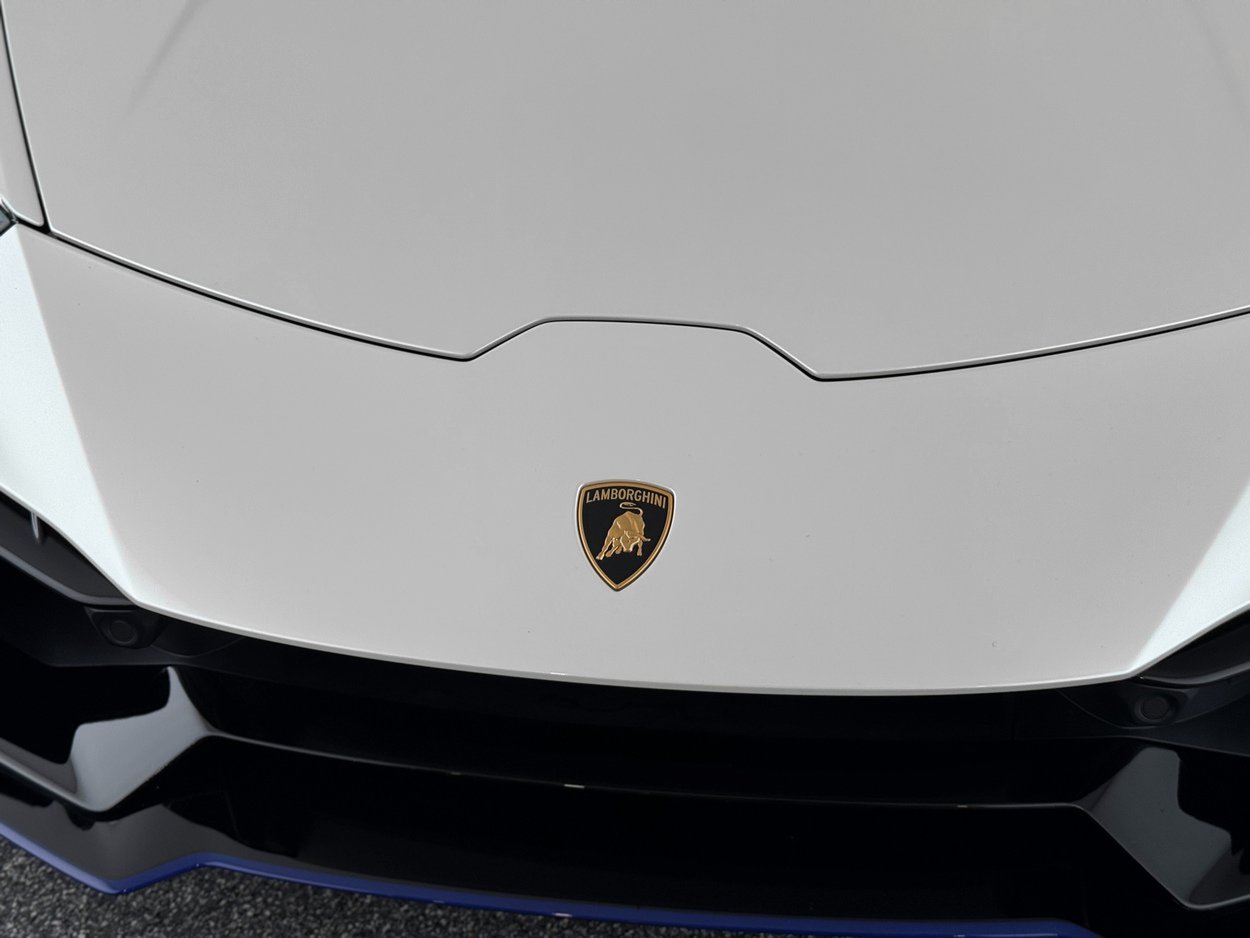 Used 2023 Lamborghini Huracan Tecnica RWD image 40