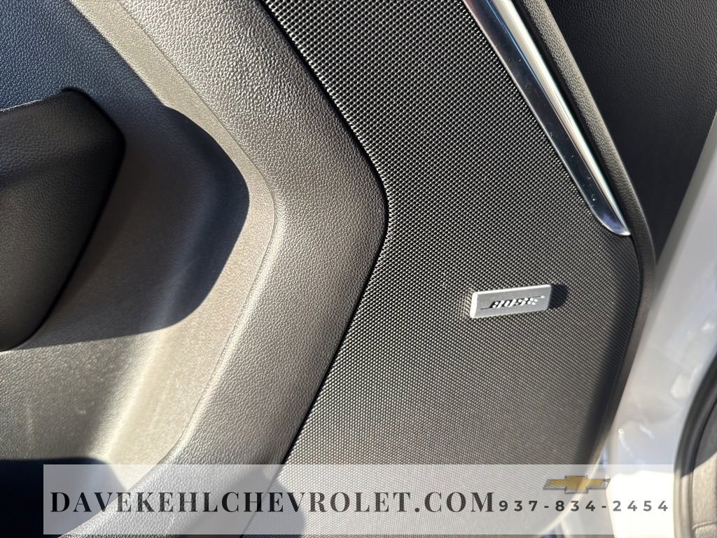 Certified 2025 Chevrolet Suburban High Country image 12