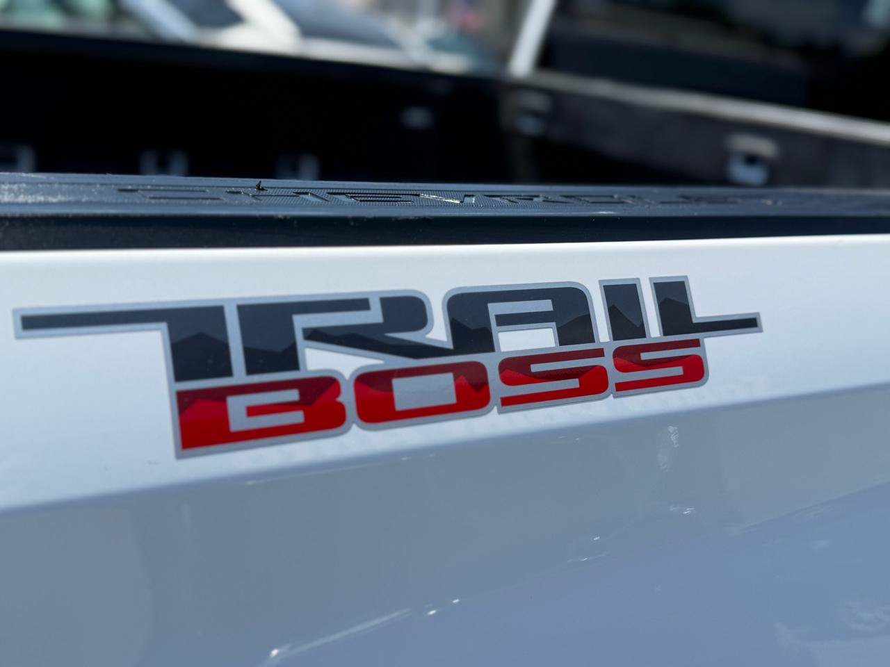 Used 2019 Chevrolet Silverado 1500 Custom Trail Boss AWD/4WD image 10