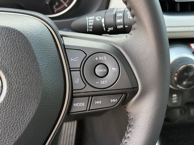 Used 2025 Toyota RAV4 XLE Premium image 16