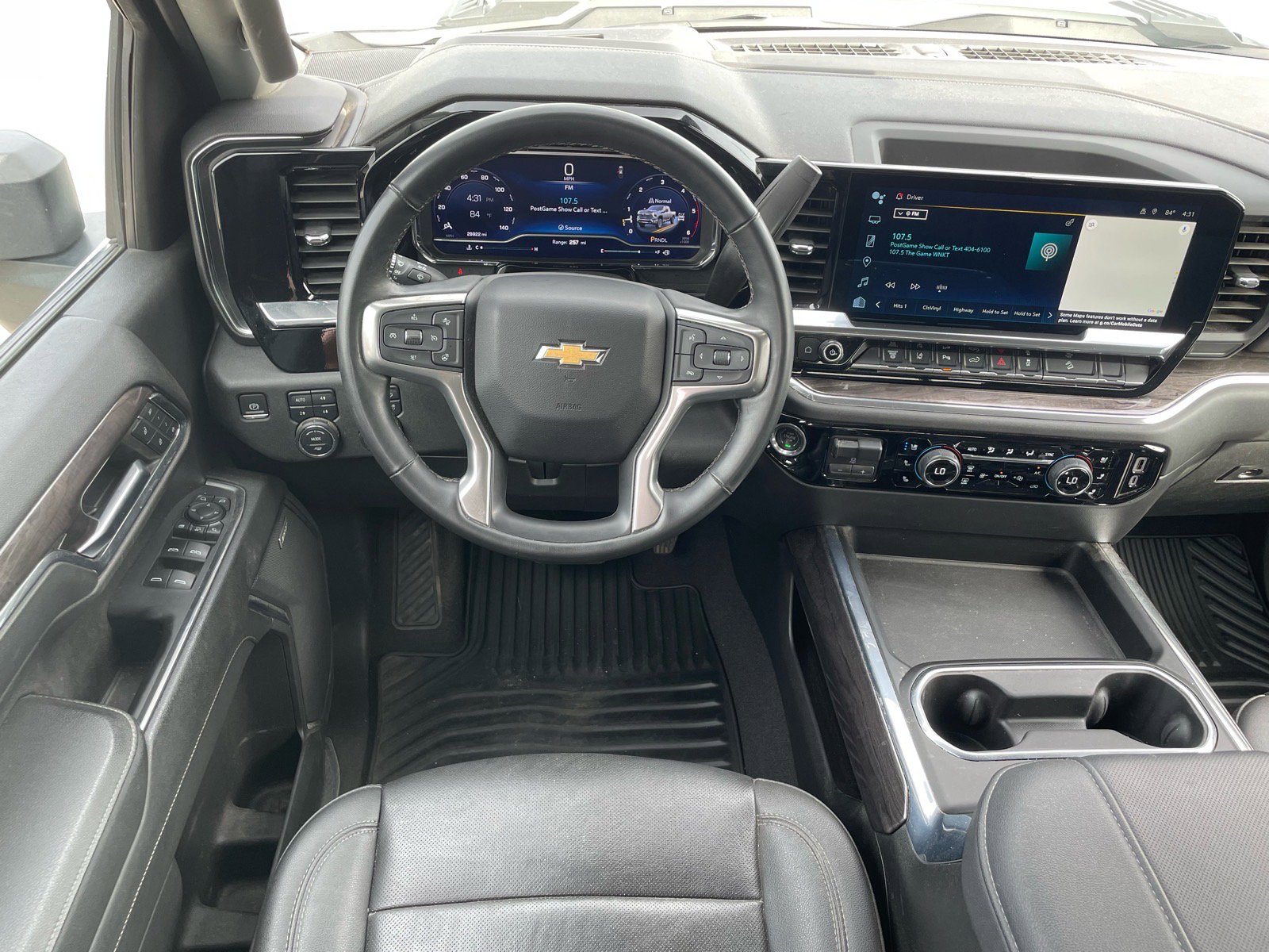 Used 2024 Chevrolet Silverado 2500 LTZ w/ LTZ Convenience Package AWD/4WD image 4