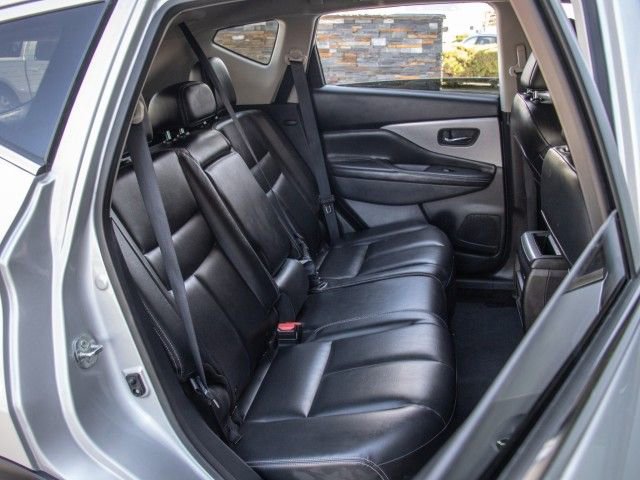 Used 2023 Nissan Murano SV AWD/4WD image 23