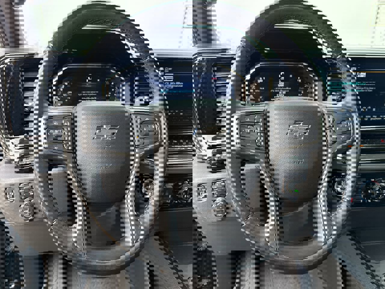 Used 2024 Chevrolet Silverado 1500 ZR2 w/ Technology Package image 23