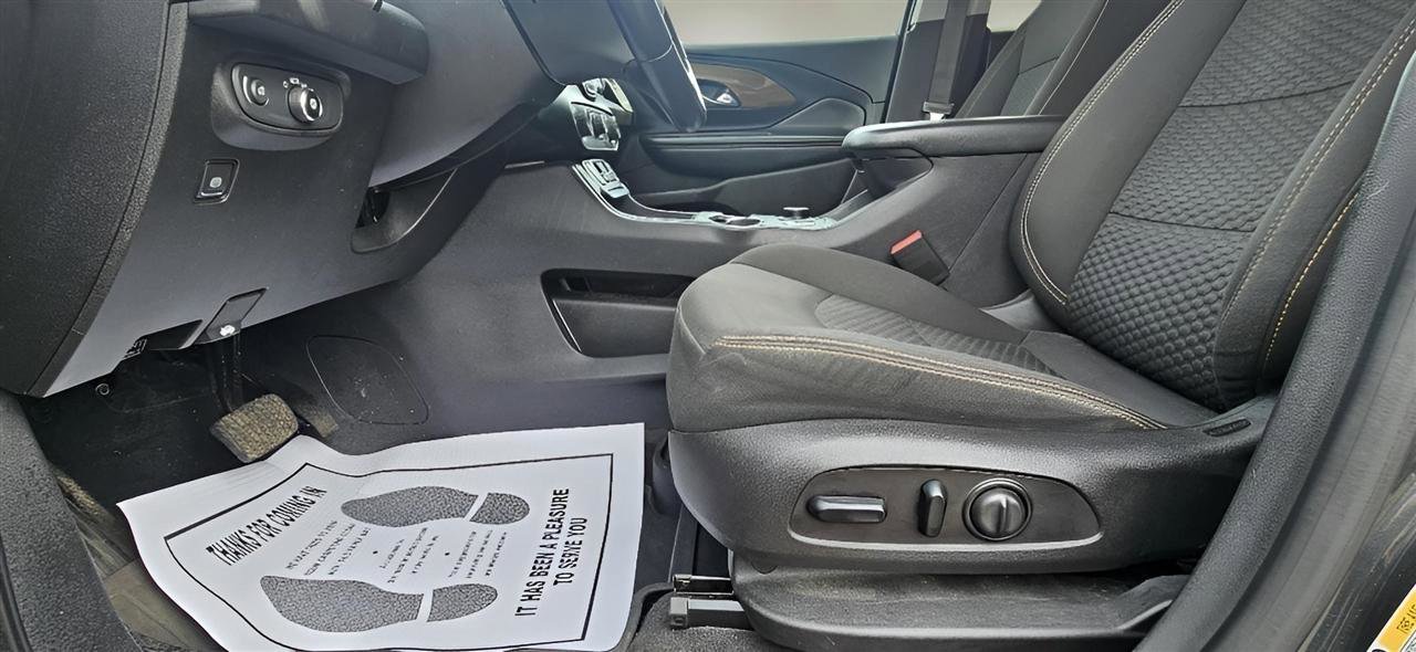 Used 2019 GMC Terrain SLE w/ Driver Convenience Package image 10