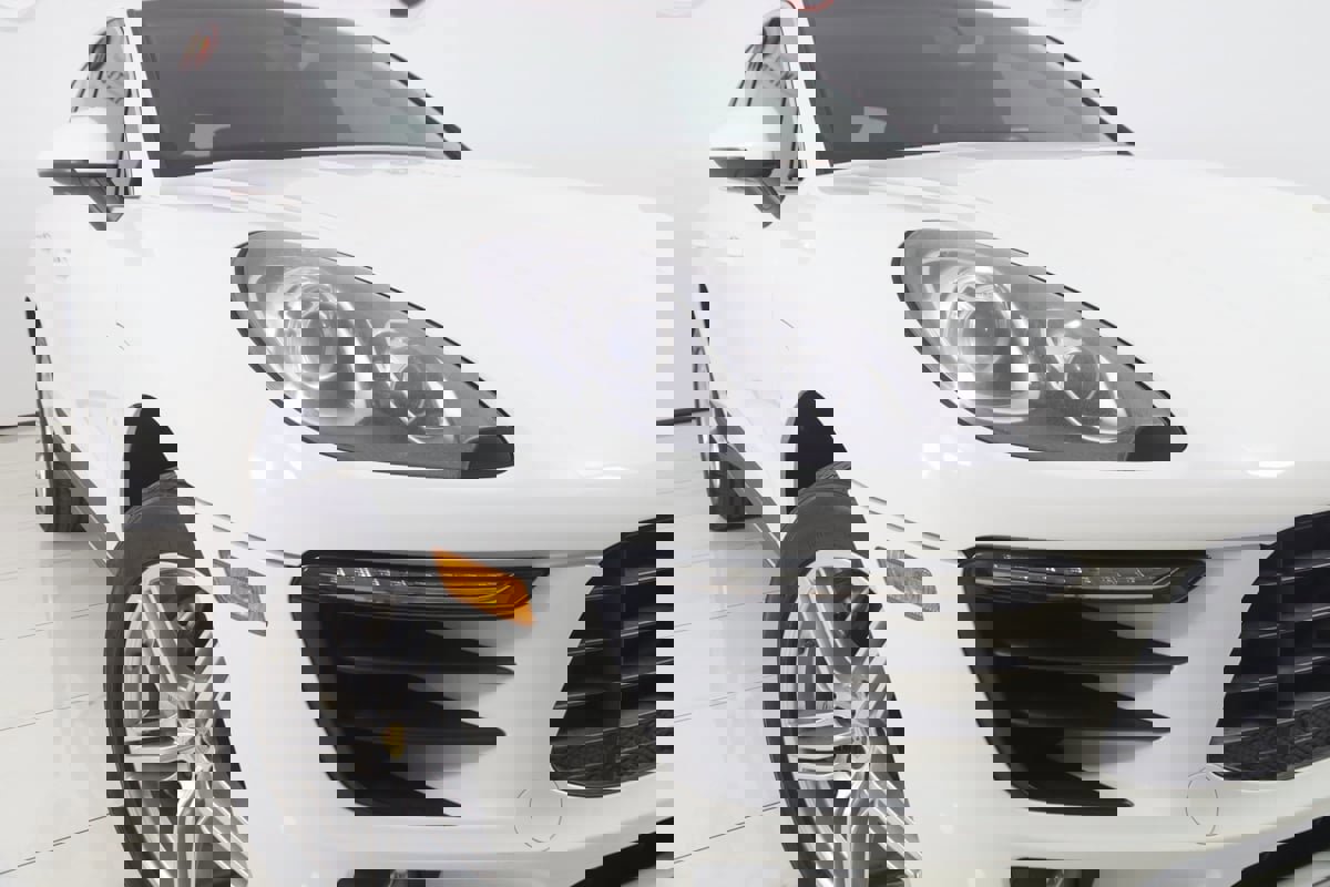 Used 2015 Porsche Macan S image 15