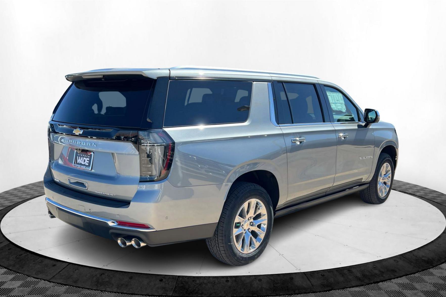 New 2026 Chevrolet Suburban Premier image 6