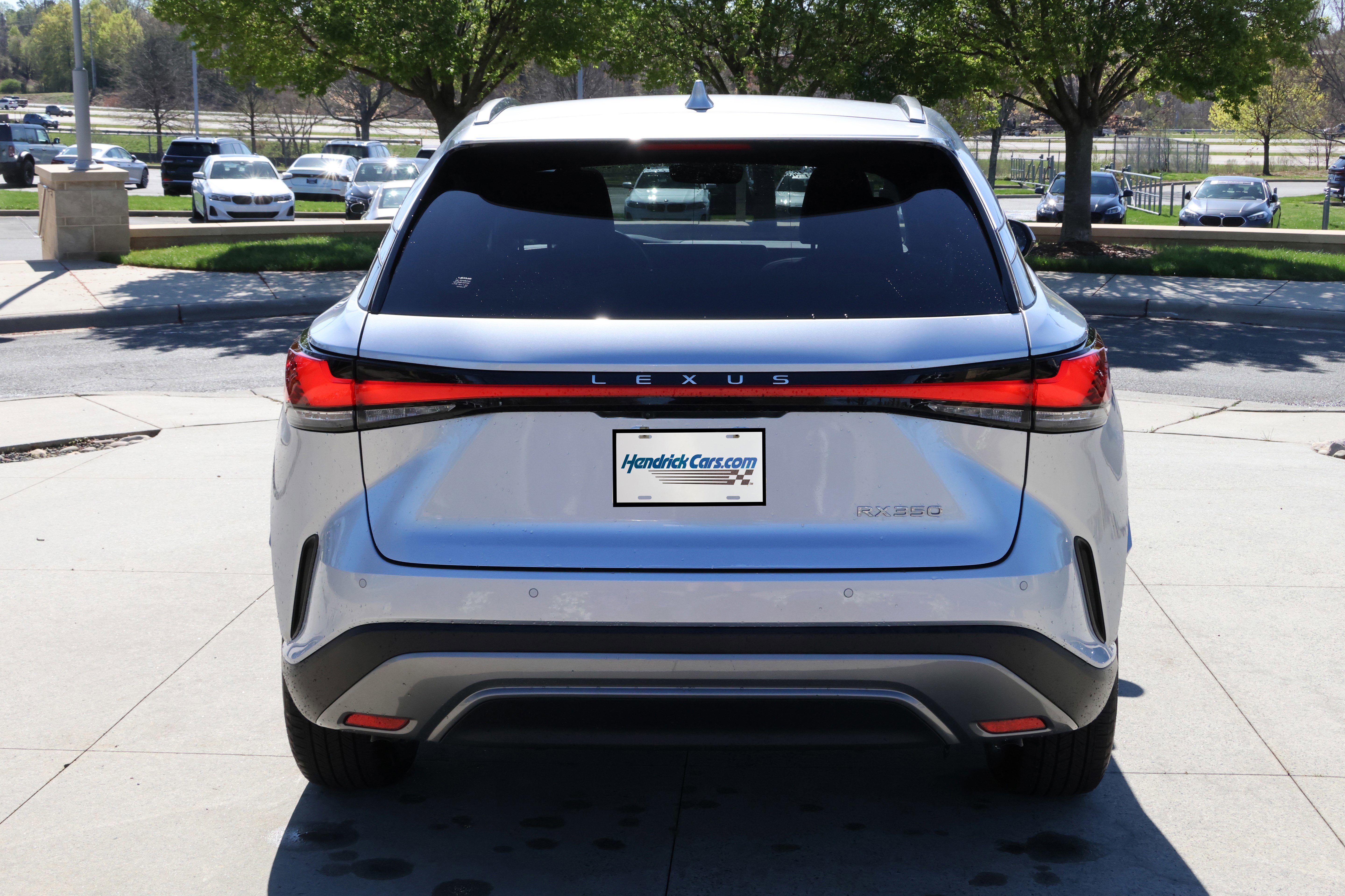 Used 2025 Lexus RX 350 Premium w/ Accessory Package (Z1) image 8