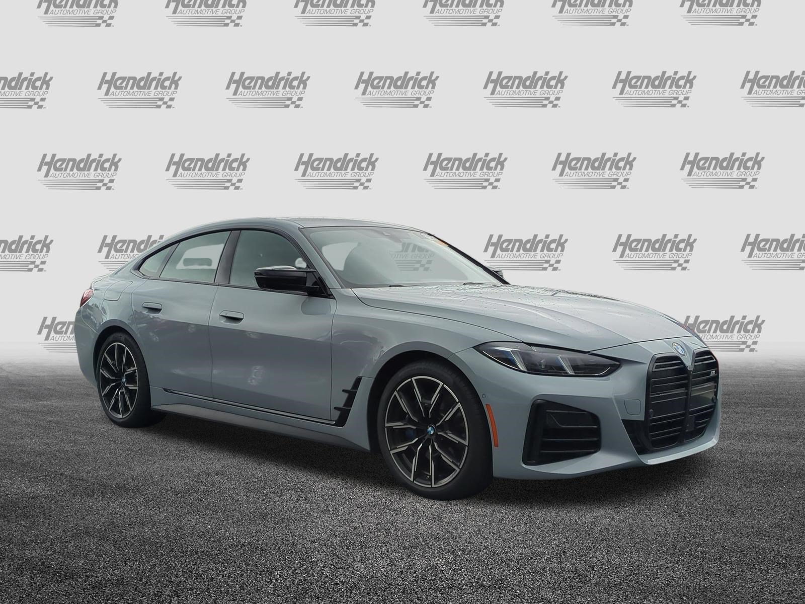 Used 2025 BMW M440i RWD image 2