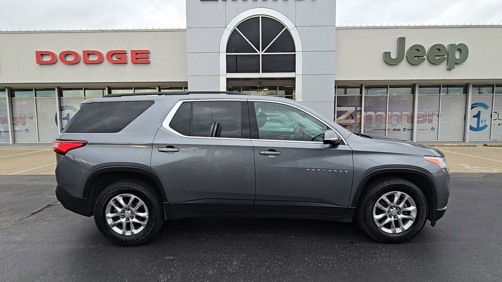 Used 2020 Chevrolet Traverse LT w/ Driver Confidence II Package image 9