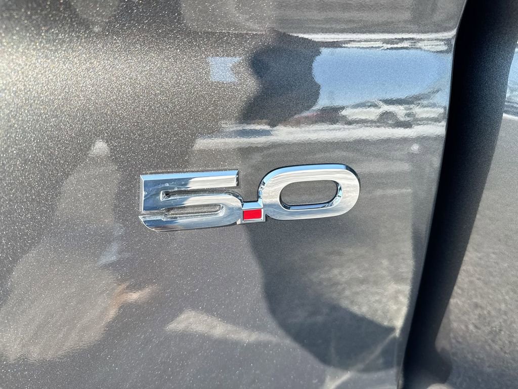 Used 2018 Ford Mustang GT Premium image 25