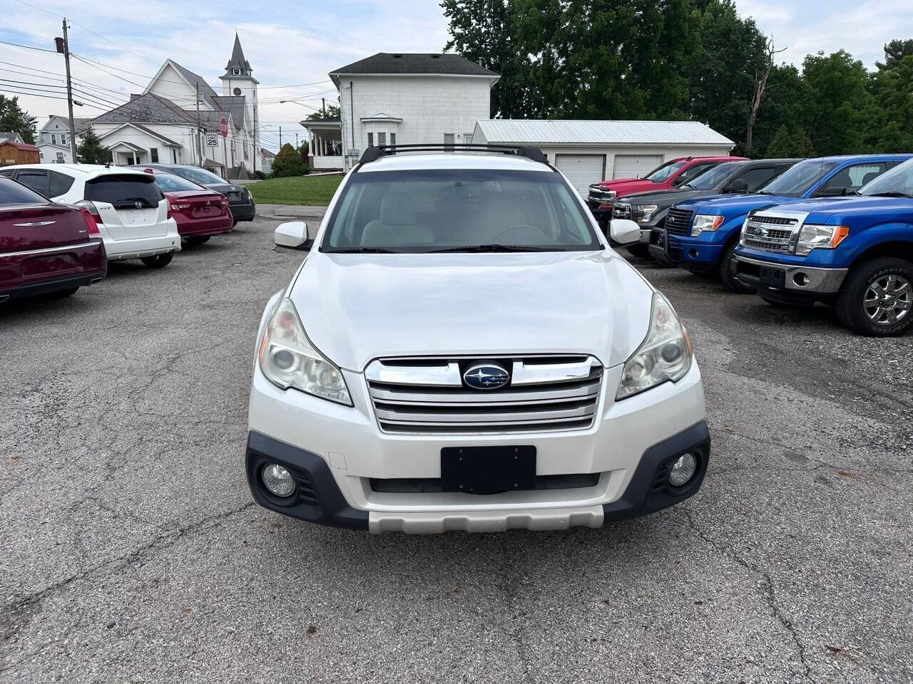 Used 2013 Subaru Outback 2.5i Limited AWD/4WD image 2