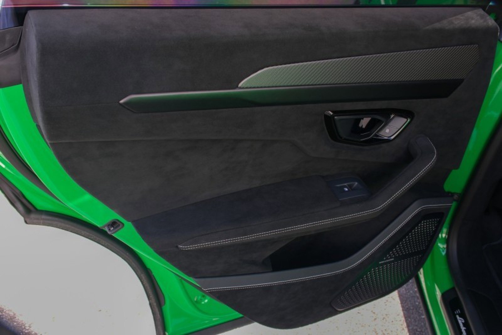 Used 2023 Lamborghini Urus Performante image 13