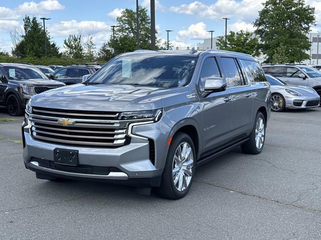 Used 2023 Chevrolet Suburban High Country image 5