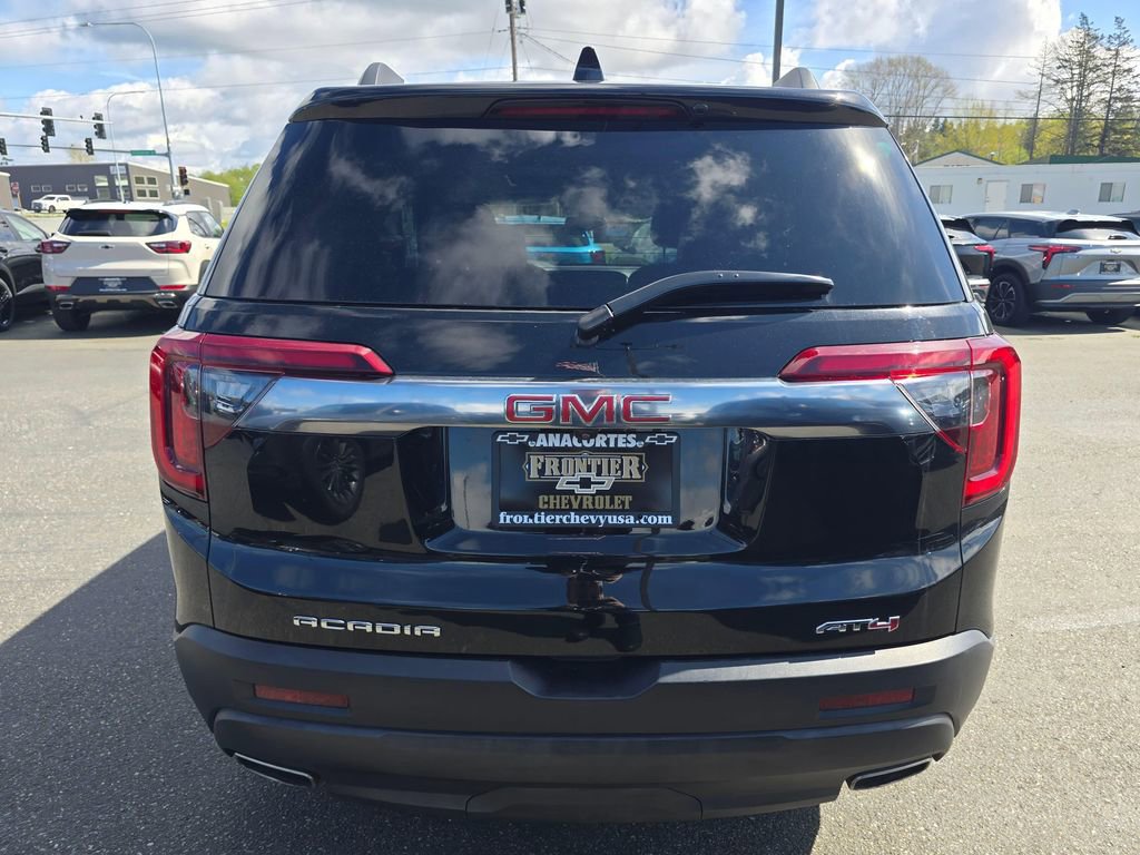 Used 2023 GMC Acadia AT4 w/ GMC Pro Grade Package AWD/4WD image 4