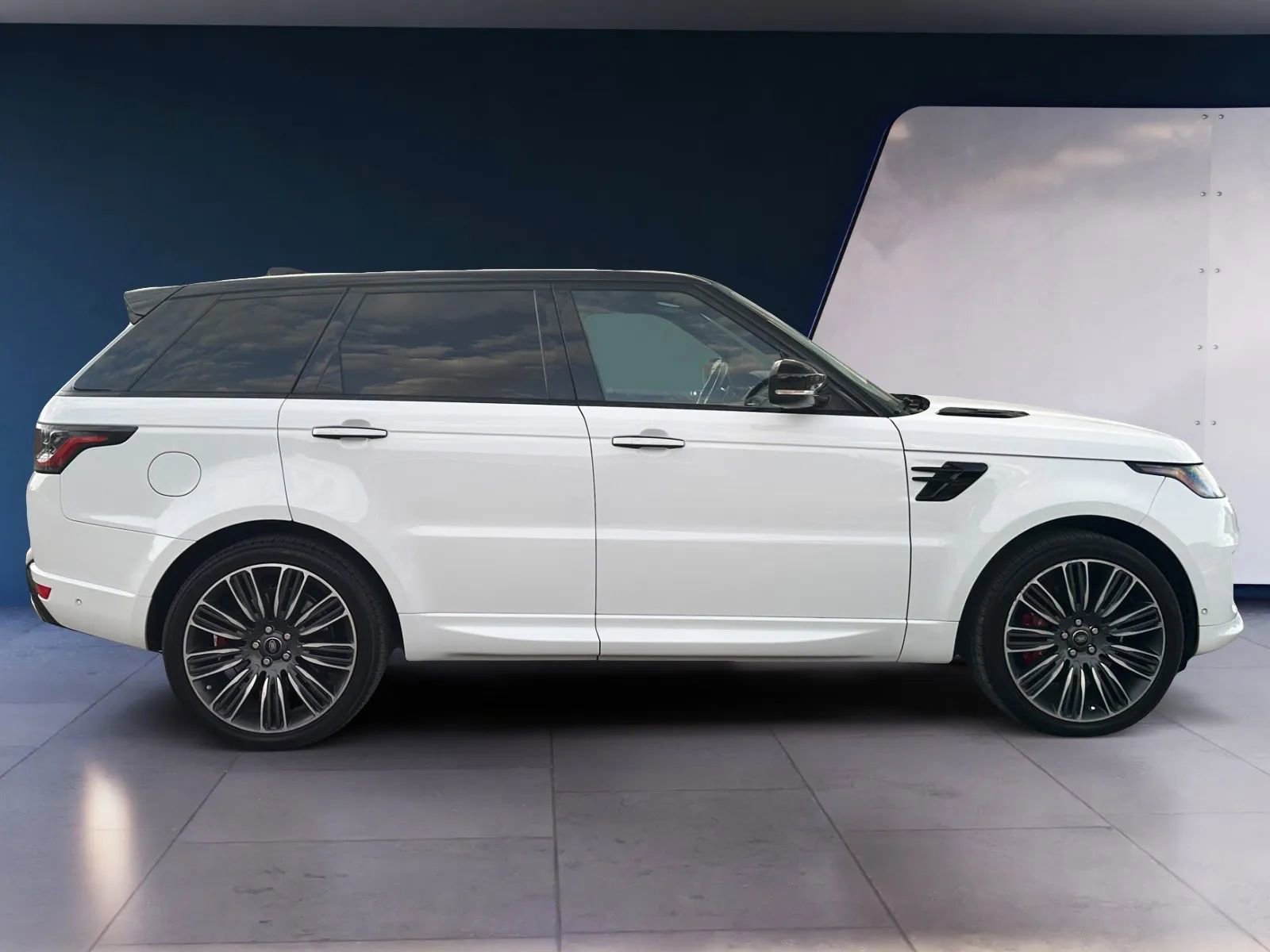 Used 2018 Land Rover Range Rover Sport HSE Dynamic AWD/4WD image 6