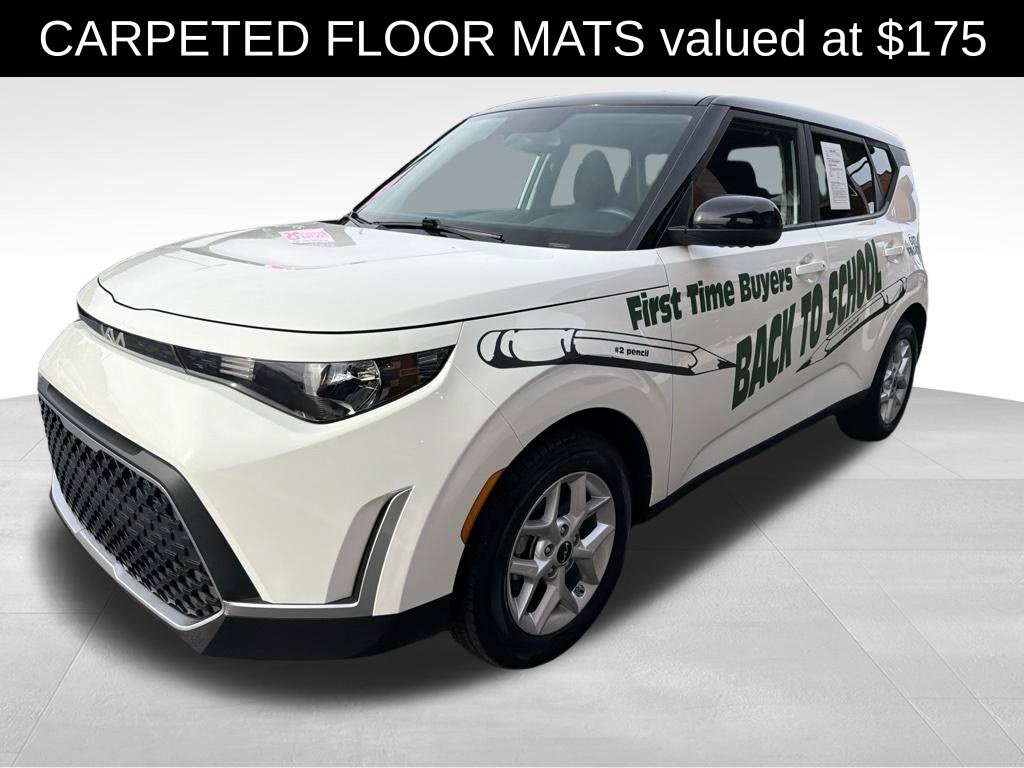Used 2024 Kia Soul S FWD image 3