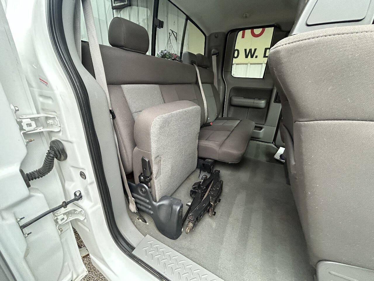 Used 2005 Ford F150 XLT AWD/4WD image 39