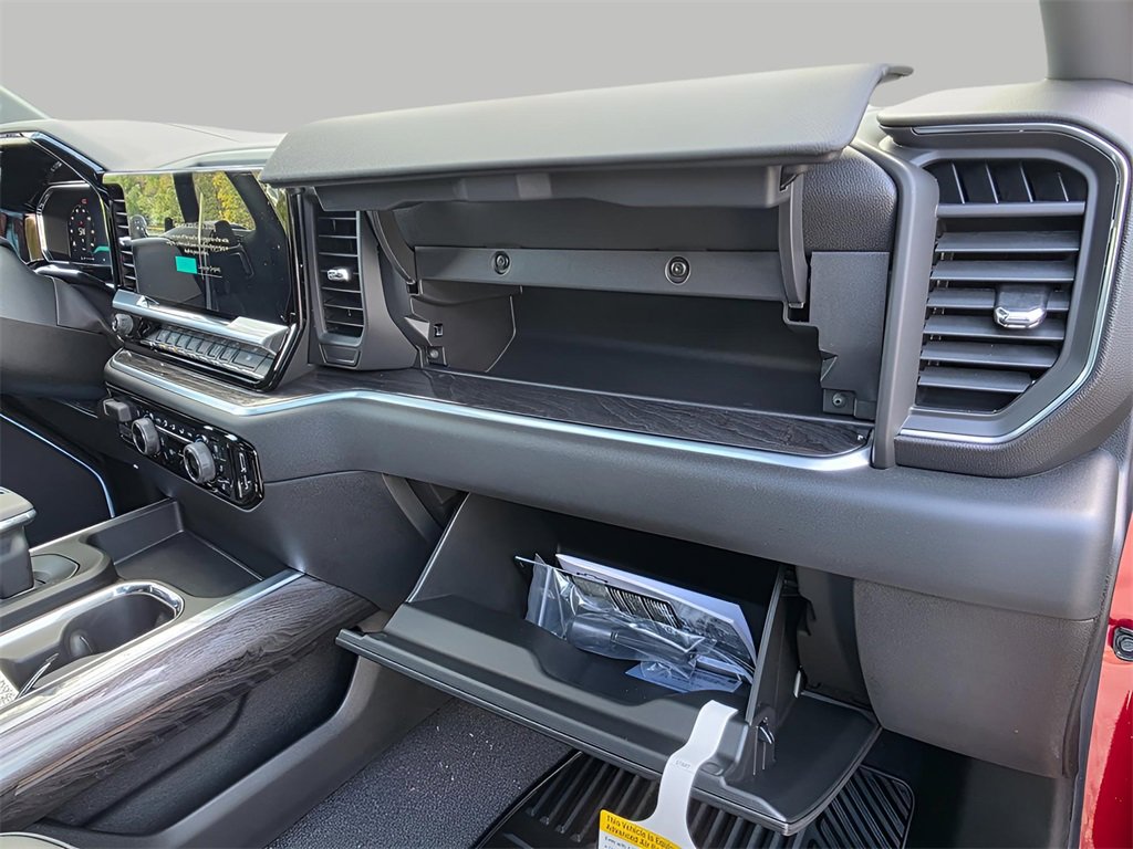 New 2026 Chevrolet Silverado 1500 LTZ w/ LTZ Premium Package image 16