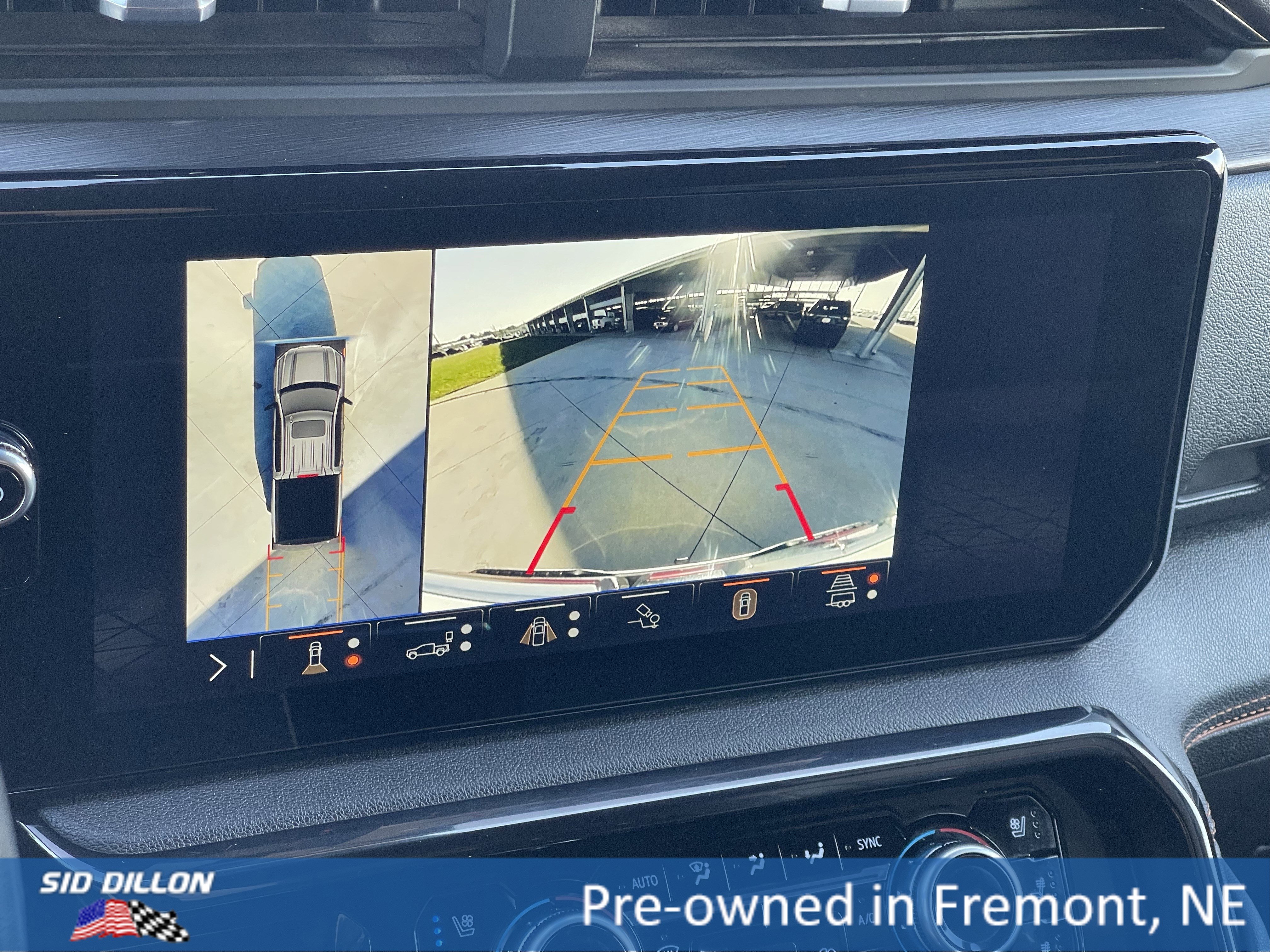 Used 2024 GMC Sierra 1500 AT4 w/ Technology Package image 3