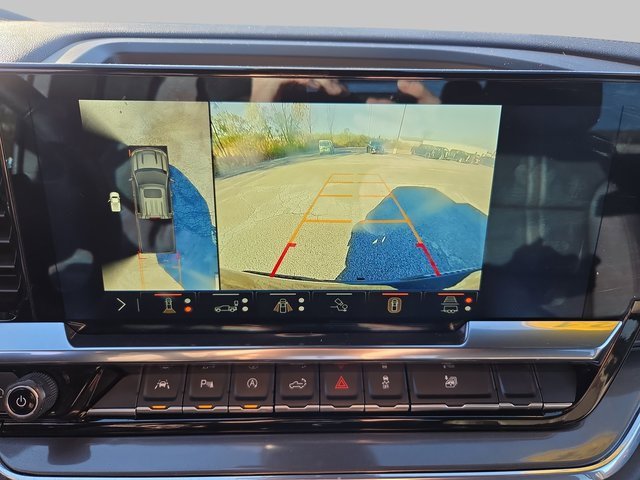 Used 2024 Chevrolet Silverado 1500 High Country image 24